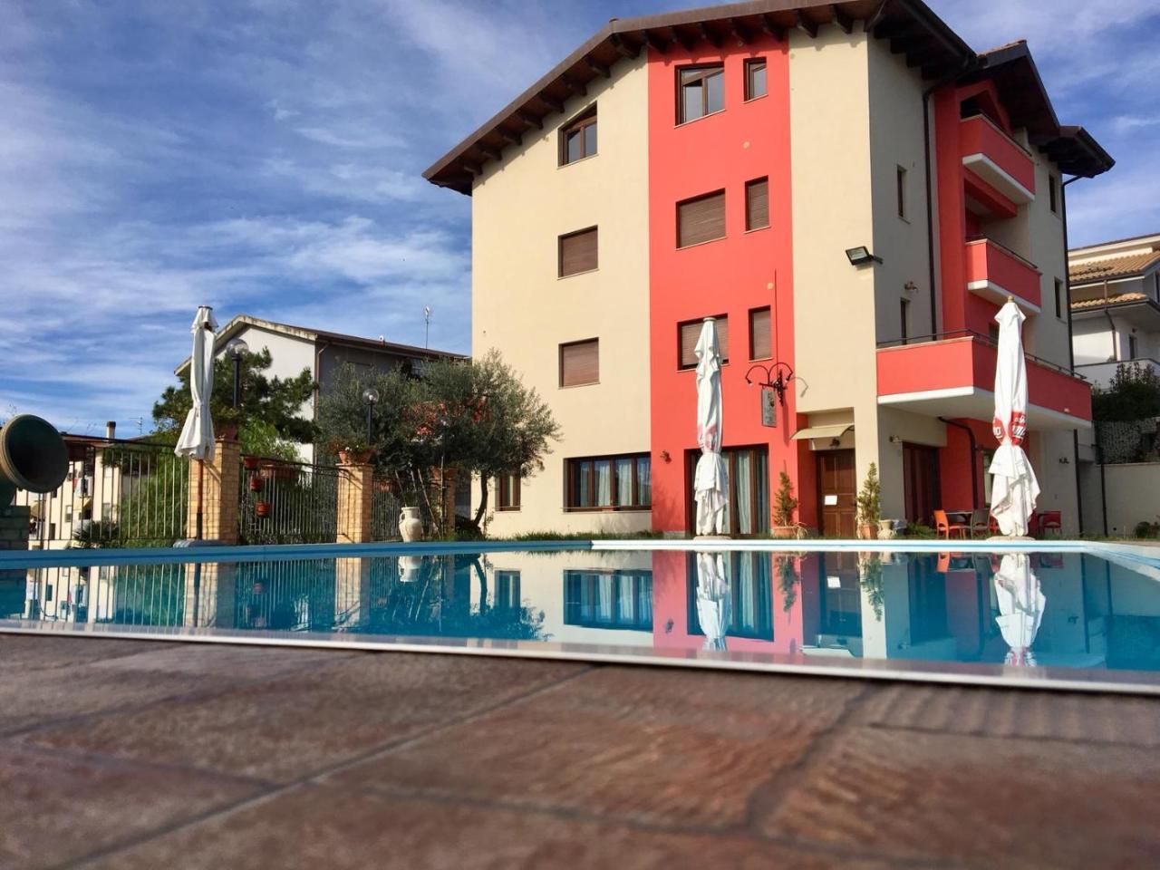 Hotel Opera' Moscufo Zewnętrze zdjęcie